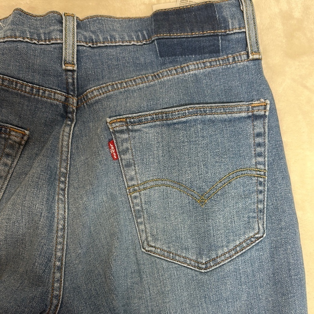 Levi's Blue Straight Jeans with Signature Design - Picture 2 of 8
